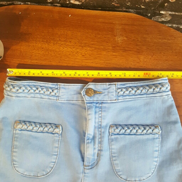 BDG High-waisted Shorts - Picture 6 of 8